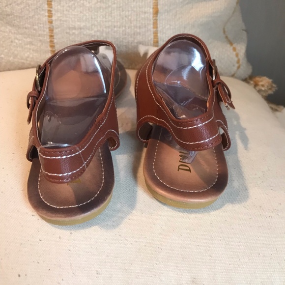 New Summer Sandal - Picture 4 of 7